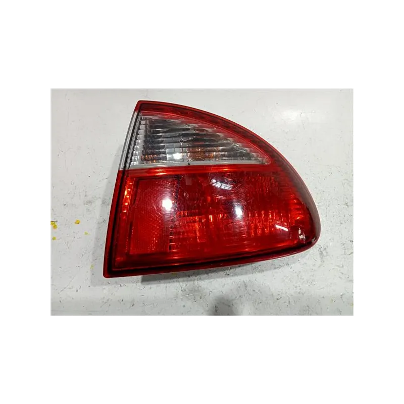 Recambio de piloto trasero derecho para seat leon (1m1)(11.1999) tdi referencia OEM IAM 1M6945258  