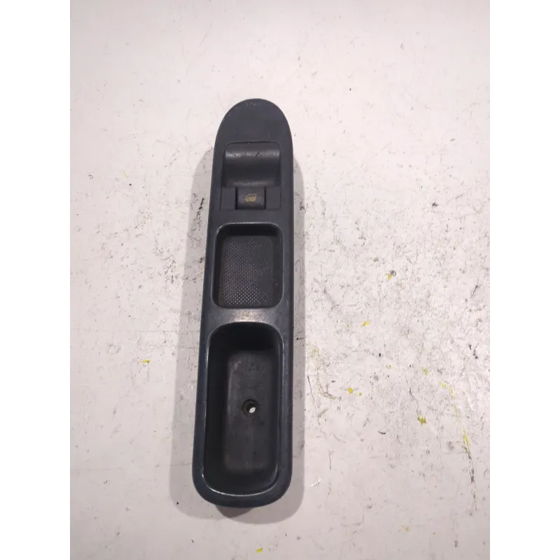 Recambio de botonera puerta delantera derecha para peugeot 207 (2006) 1.6 hdi referencia OEM IAM MANDO ELEVALUNAS  