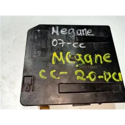 Recambio de caja reles para renault megane ii classic berlina (2003) referencia OEM IAM 8200481863F  
