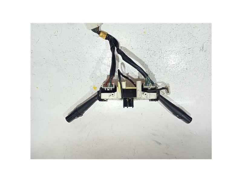 Recambio de mando multifuncion para ssangyong rexton (04.2003) 2.7 xdi referencia OEM IAM MANDO DE LUCES  