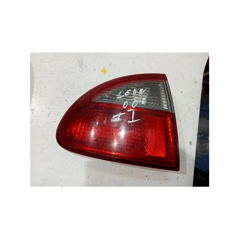 Recambio de piloto trasero izquierdo para seat leon (1m1)(11.1999) tdi referencia OEM IAM 1M6945111  