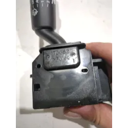 Recambio de mando limpia para mazda 3 (bk) 1.6 di turbo referencia OEM IAM 17D682  