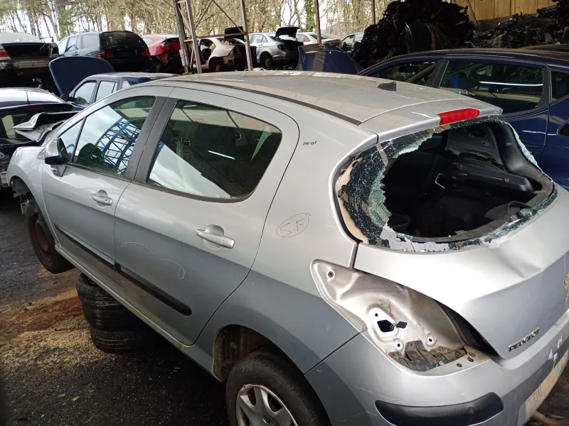 peugeot 308 (2007) del año 2008