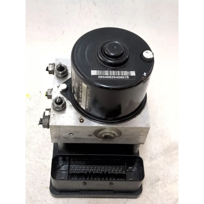 Recambio de abs para seat leon (1p1) 1.9 tdi referencia OEM IAM 1K0614517AF 1K0907379AC  