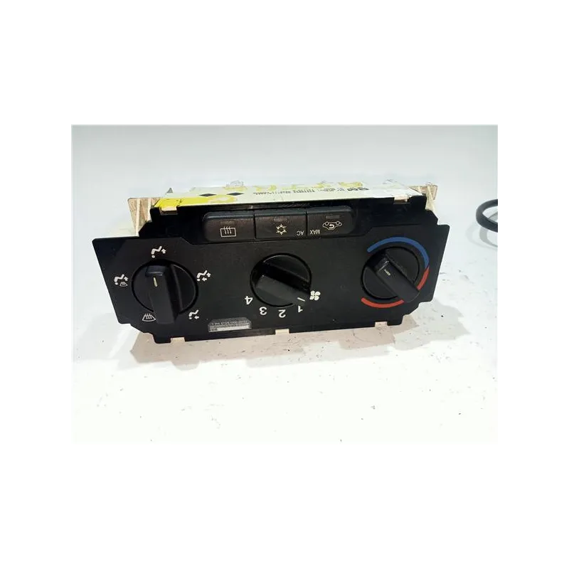 Recambio de mandos climatizador para opel astra g berlina di referencia OEM IAM 52475625  