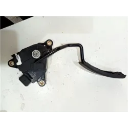Recambio de potenciometro pedal gas para renault clio iii (2005) 1.1 75 cv referencia OEM IAM 8200297342A  