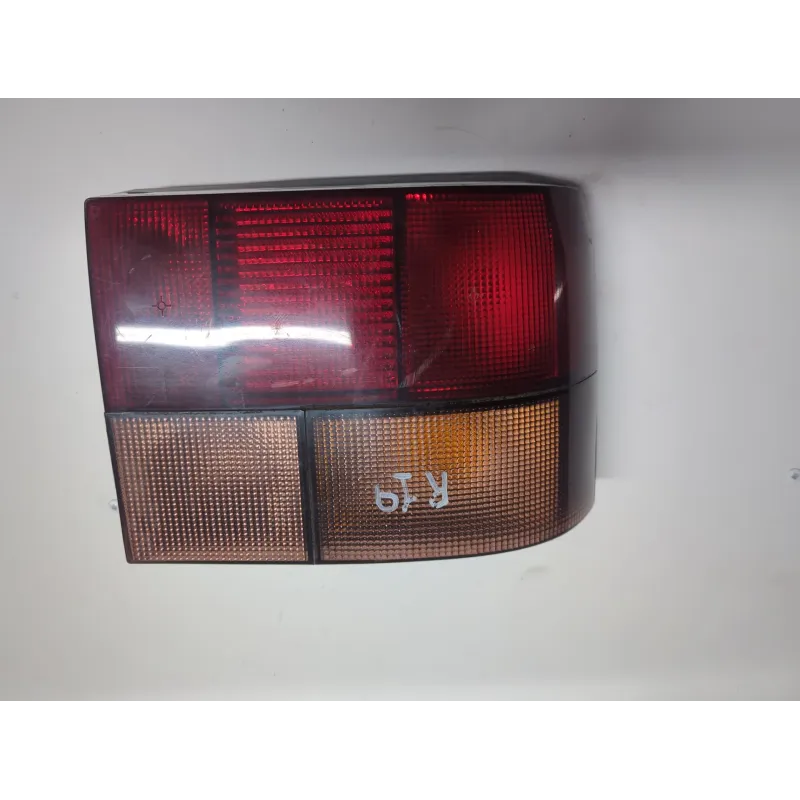 Recambio de piloto trasero derecho para renault 19 i (b/c53_) 1.7 (b/c53c) referencia OEM IAM   