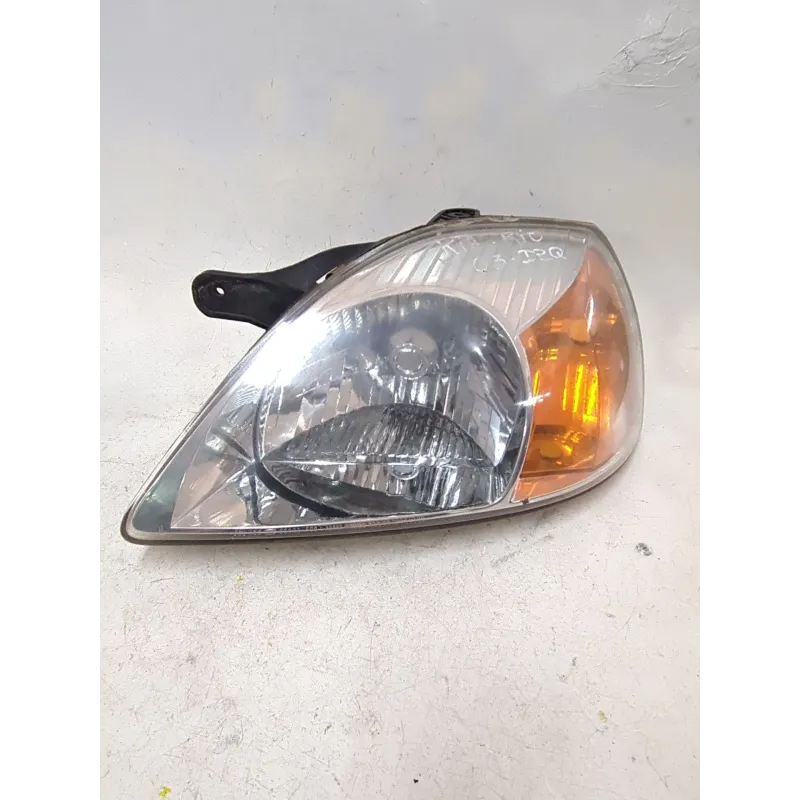 Recambio de faro delantero izquierdo para kia rio (bc)(2000) 1.4 referencia OEM IAM 2357NA 92101FD0  