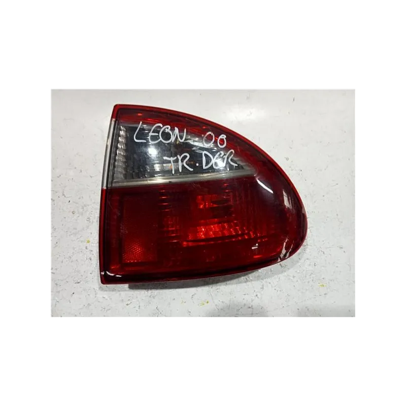 Recambio de piloto trasero derecho para seat leon (1m1)(11.1999) tdi referencia OEM IAM YORKA 5065  