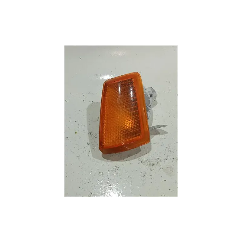 Recambio de intermitente delantero izquierdo para peugeot 205 berlina (02.1983) 1.8 diesel referencia OEM IAM SEIMA 10700G  