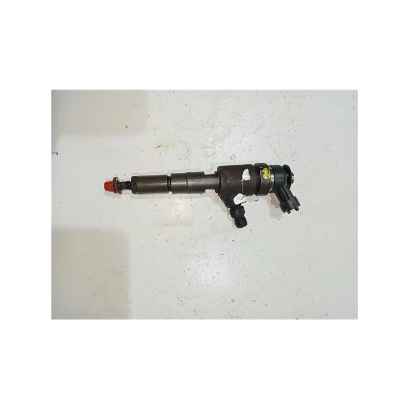 Recambio de inyector para peugeot 206 (1998) 1.4 hdi eco 70 referencia OEM IAM 0445110075  