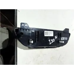 Recambio de mandos climatizador para hyundai i30 fastback (pd)(2018) referencia OEM IAM 97250G4251  