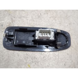 Recambio de mando elevalunas delantero derecho para peugeot 208 i (ca_, cc_) 1.2 vti 82 referencia OEM IAM E31435  