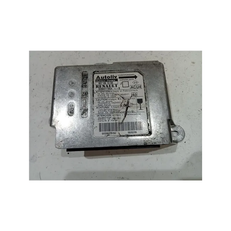 Recambio de centralita airbag para renault scenic ii (jm)(2003) 1.9 dci (jm12, jm0g) referencia OEM IAM 8200411954B  