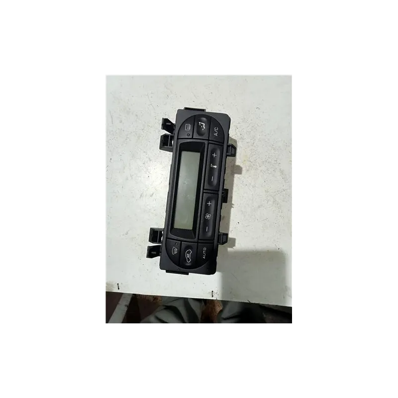 Recambio de mandos climatizador para citroën c3 (2002) hdi referencia OEM IAM 96588239XT  