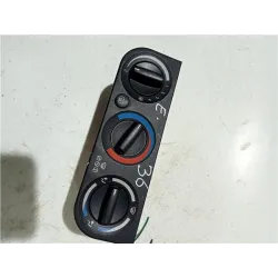 Recambio de mandos climatizador para bmw serie 3 berlina (e36)(1990) 316 i referencia OEM IAM 64111393870  