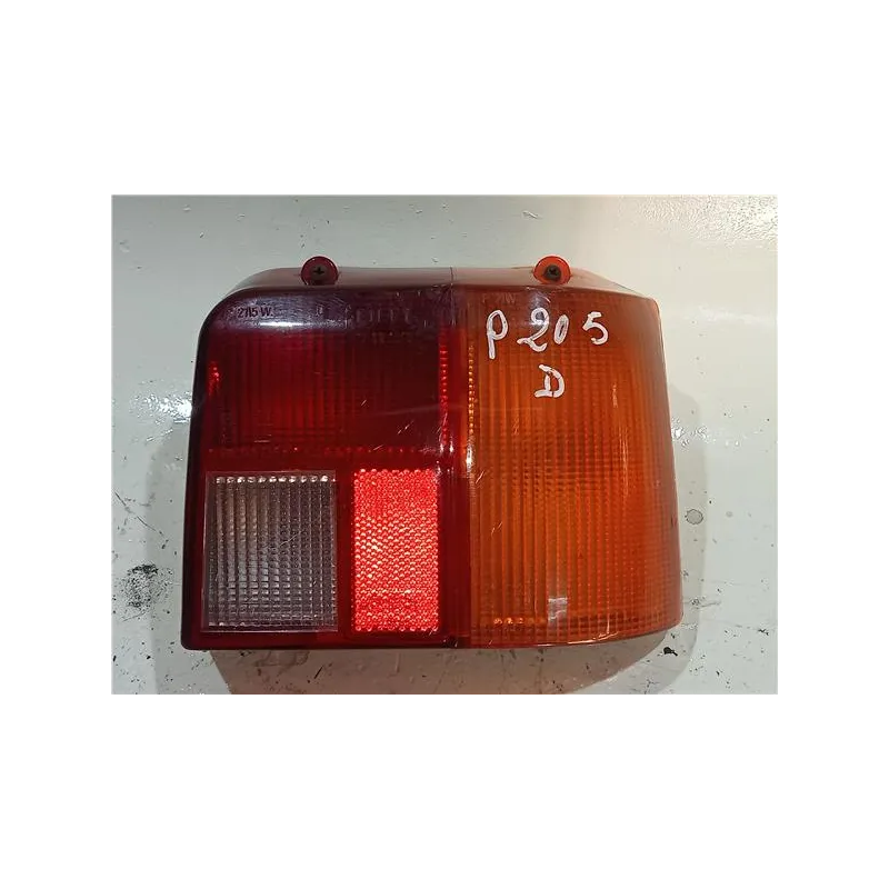 Recambio de piloto trasero derecho para peugeot 205 berlina (02.1983) 1.8 diesel referencia OEM IAM 7R0143735  
