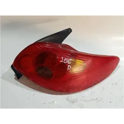 Recambio de piloto trasero derecho para peugeot 206 (1998) 1.4 hdi eco 70 referencia OEM IAM PILOTO TRASERO  