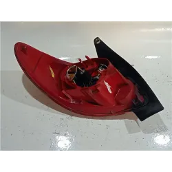 Recambio de piloto trasero derecho para peugeot 206 (1998) 1.4 hdi eco 70 referencia OEM IAM PILOTO TRASERO  