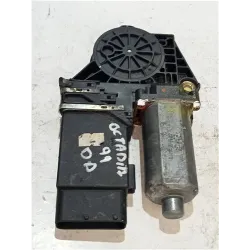 Recambio de motor elevalunas delantero derecho para skoda octavia berlina (1u2)(1999) referencia OEM IAM 101318100 05073601  