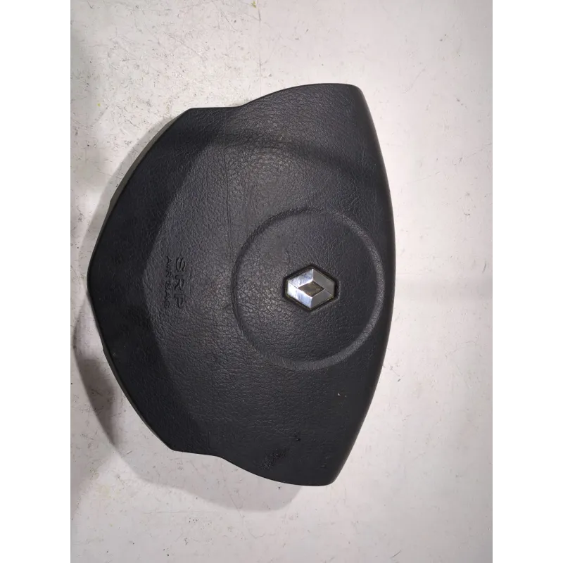 Recambio de airbag volante para renault clio iii 1.1 referencia OEM IAM 8200616026A  