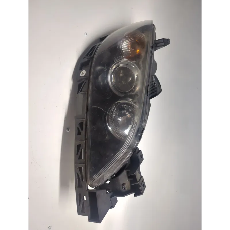 Recambio de faro izquierdo para mazda 3 (bk) 1.6 di turbo referencia OEM IAM P2690  