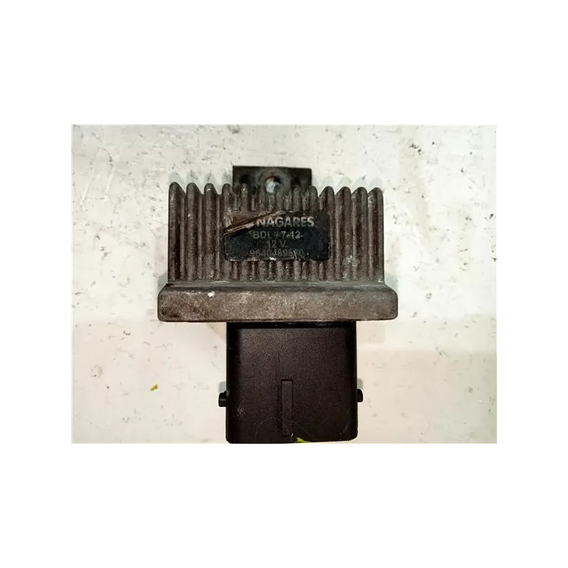 Recambio de caja precalentamiento para citroën xsara picasso (1999) 1.6 hdi referencia OEM IAM 9640469680  