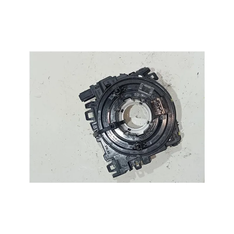 Recambio de anillo airbag para seat leon st 1.6 tdi 105 cv referencia OEM IAM 5Q0953549C  