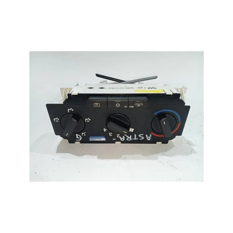 Recambio de mandos climatizador para opel astra g berlina di referencia OEM IAM 90559840  