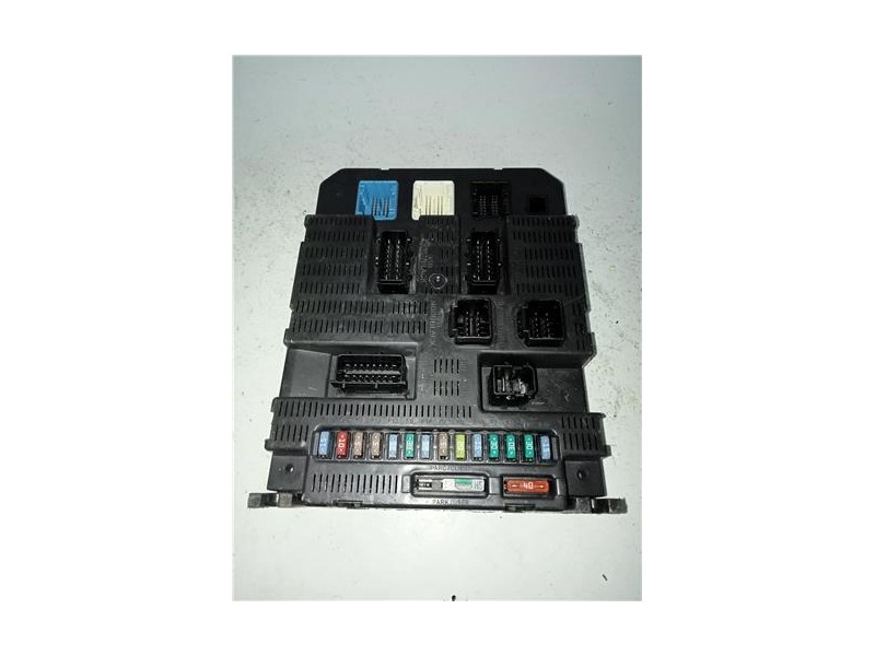 Recambio de caja reles para peugeot 308 (2007) 1.6 confort [1,6 ltr. - 80 kw hdi fap cat (9hz / dv6ted4)] referencia OEM IAM 966