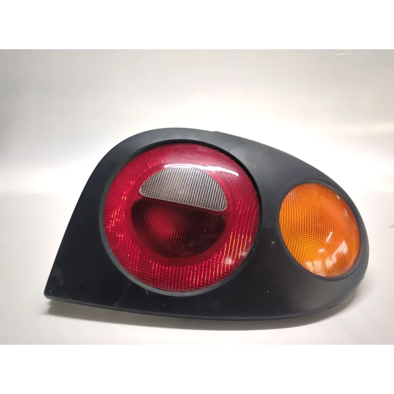 Recambio de piloto trasero derecho para renault megane cc (ez0/1_) 1.6 16v referencia OEM IAM 7700830098  