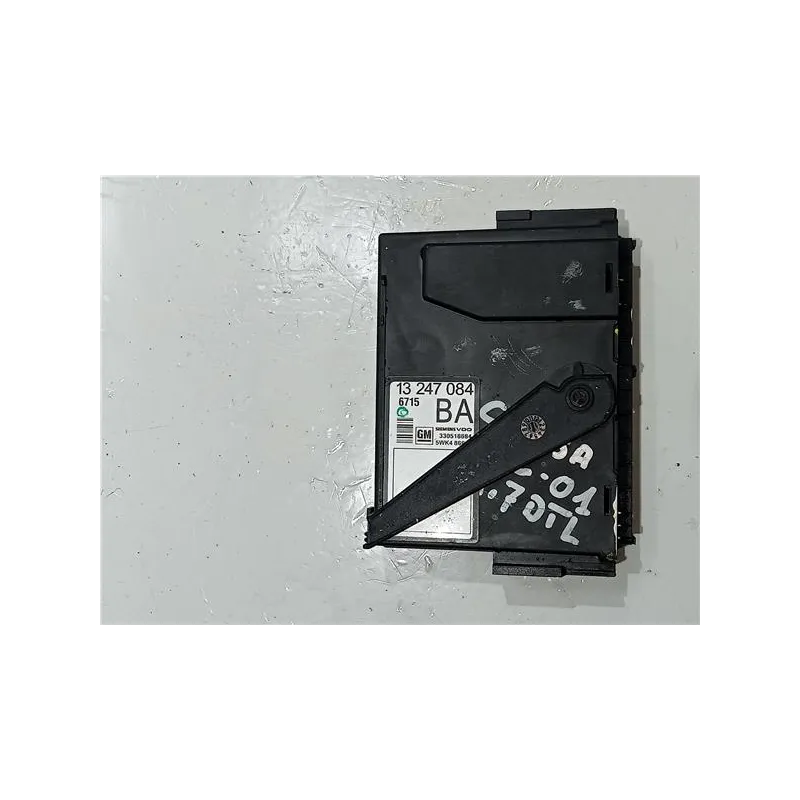 Recambio de modulo electronico para opel corsa c (2000) 1.7 dti referencia OEM IAM 13247084  