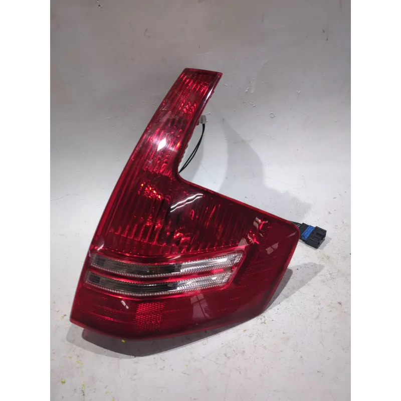 Recambio de piloto trasero derecho para citroën c4 (b7) 1.6 hdi 90 referencia OEM IAM 4CZX13450A  