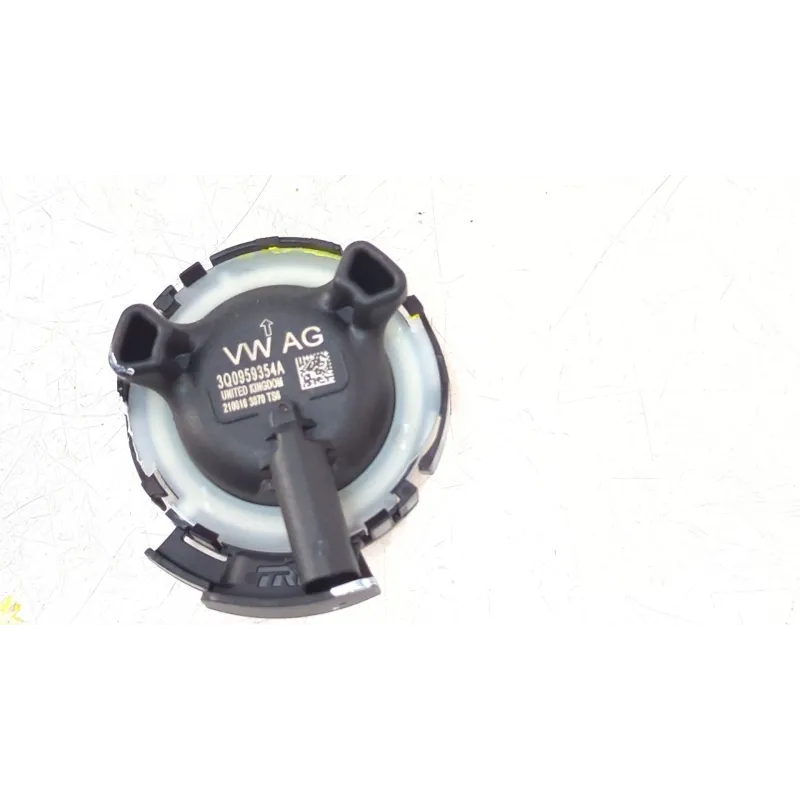 Recambio de sensor para seat leon st (5f8) 1.6 tdi 4drive referencia OEM IAM 3Q0959354A  