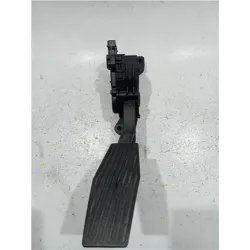 Recambio de potenciometro pedal gas para opel vectra c berlina (2002) 2.2 dti 16v referencia OEM IAM GM9186724CE  