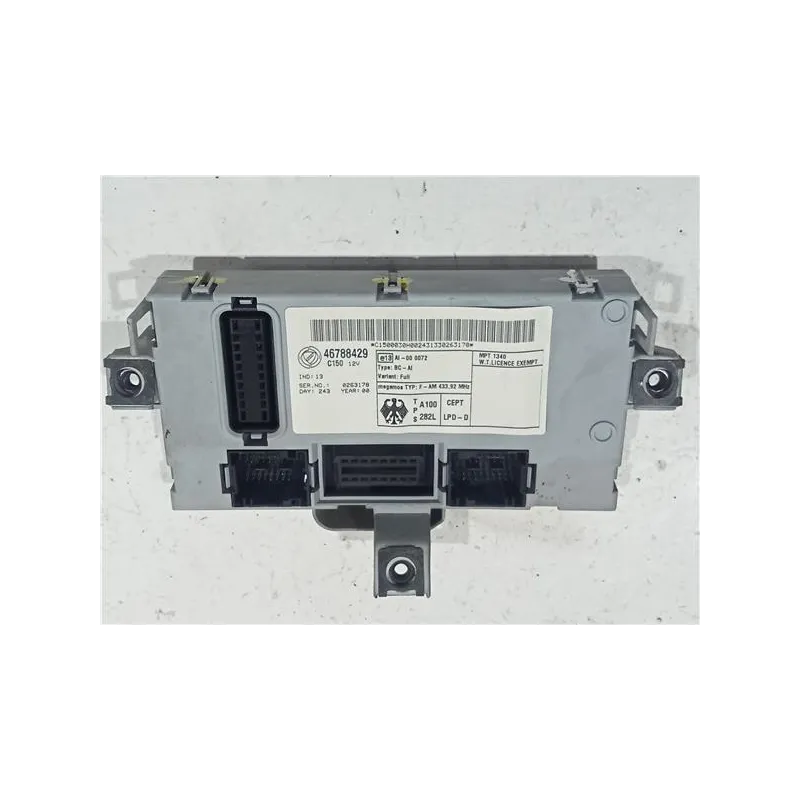 Recambio de caja fusibles/rele para fiat ii punto (188) berlina (2002) referencia OEM IAM 46520600CPL  