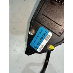 Recambio de potenciometro pedal gas para renault laguna ii (bg0)(2001) 1.9 dci (bg0g) referencia OEM IAM 6PV00811918  