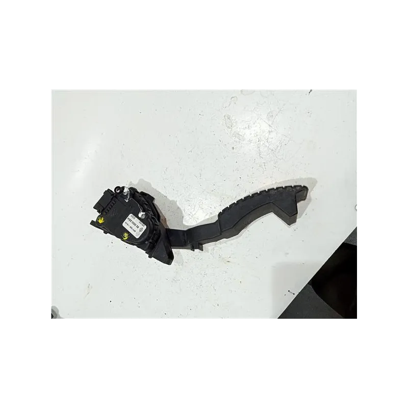 Recambio de potenciometro pedal gas para renault laguna ii (bg0)(2001) 1.9 dci (bg0g) referencia OEM IAM 6PV00811900  