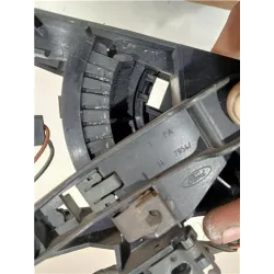 Recambio de mandos climatizador para ford sierra berlina (1987) 2.0 i referencia OEM IAM 85BG18K309  