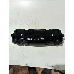 Recambio de mandos climatizador para mercedes-benz clase e (bm 211) berlina (01.2002) e 220 cdi (211.006) referencia OEM IAM 211