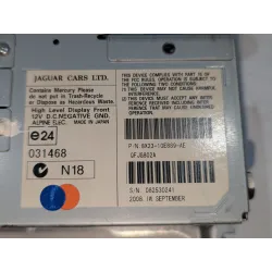 Recambio de pantalla para jaguar xf v6 diesel luxury v6 diesel cat referencia OEM IAM 8X2310E889AE  