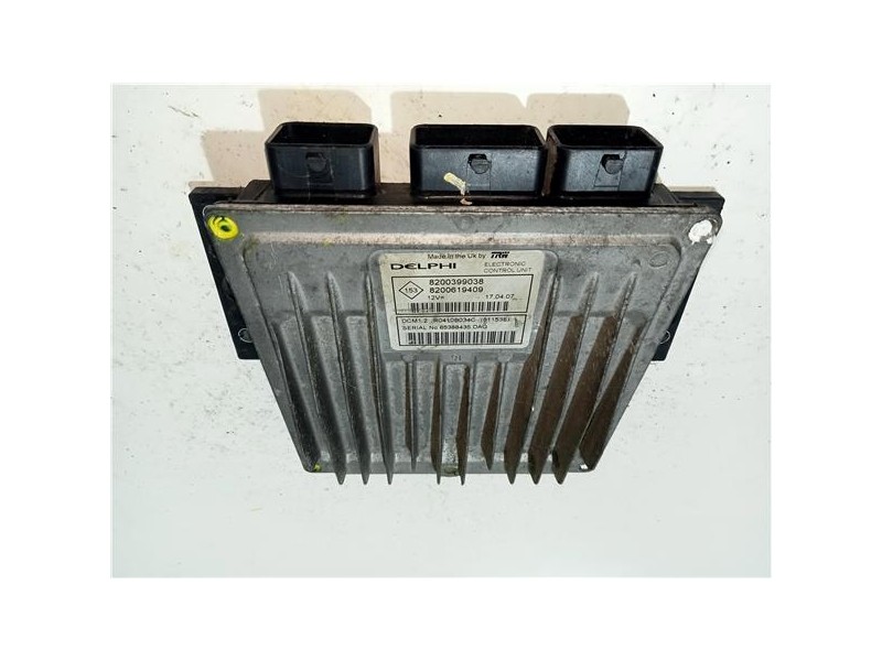 Recambio de centralita inyeccion para renault clio iii grandtour (2008) referencia OEM IAM 8200399038  