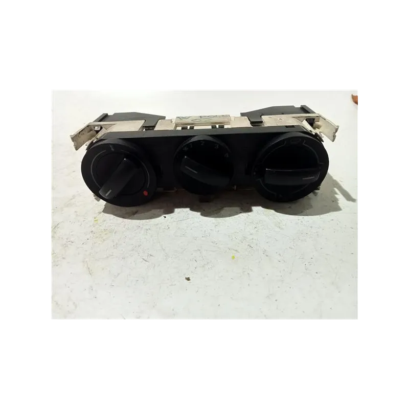 Recambio de mandos climatizador para volkswagen polo iv (9n1)(11.2001) 1.9 tdi referencia OEM IAM 6Q0819445  