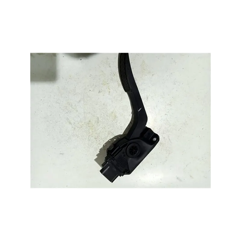 Recambio de potenciometro pedal gas para ford fiesta (cbk)(2002) referencia OEM IAM 8V219F836AA  