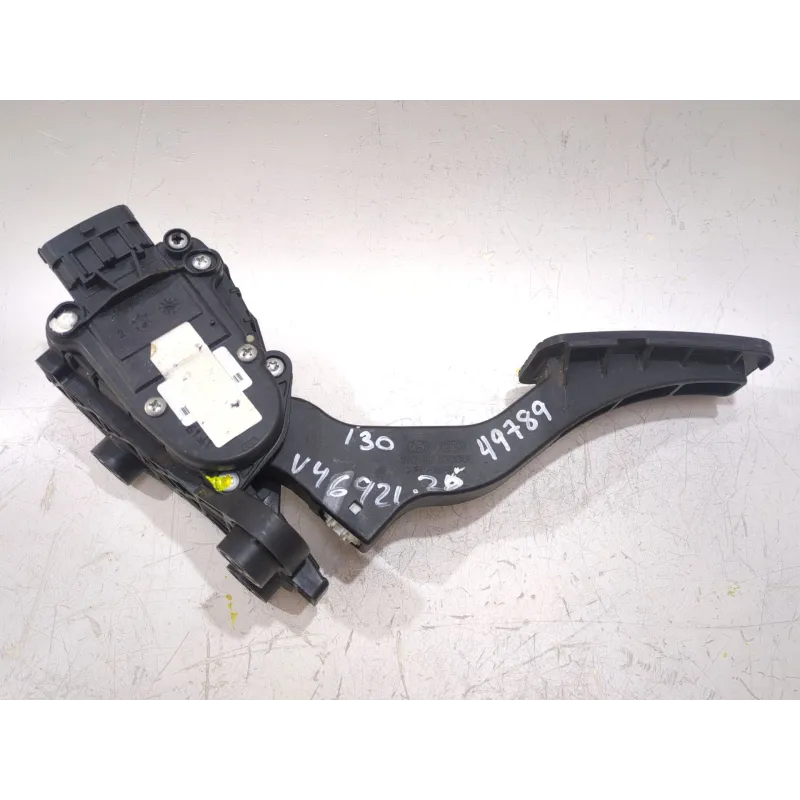 Recambio de potenciometro pedal para hyundai i30 (fd) 1.6 crdi referencia OEM IAM 32700XXXXX  