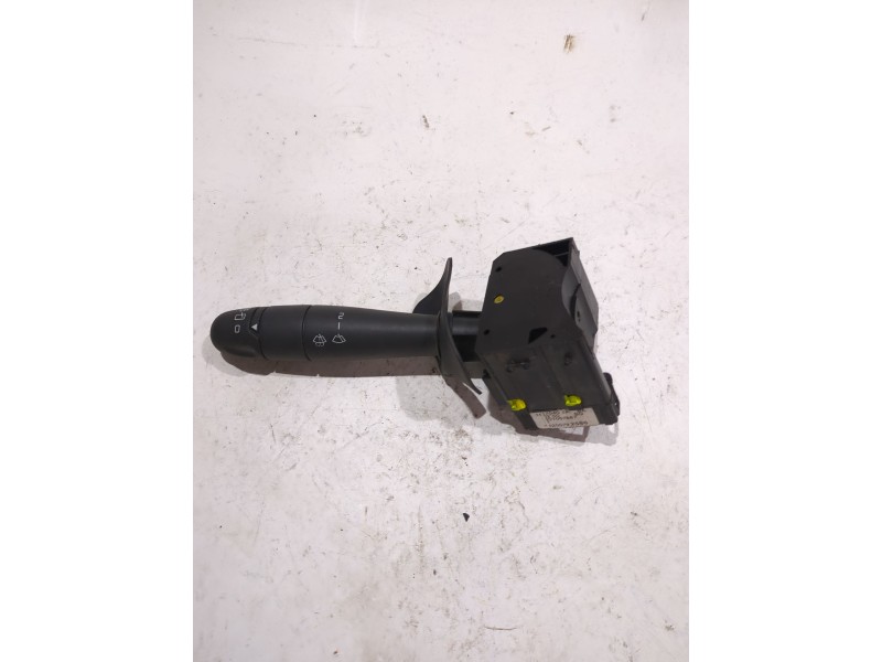 Recambio de mando limpia para dacia sandero 1.5 dci referencia OEM IAM 8200792586  