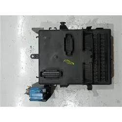Recambio de caja fusibles/rele para renault laguna ii (bg0)(2001) 1.9 dci (bg0g) referencia OEM IAM 518831011  