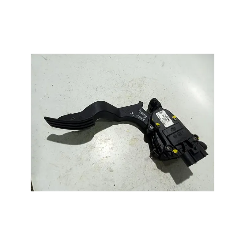 Recambio de potenciometro actuador para ford fiesta (cbk)(2002) referencia OEM IAM 6PV00856700  