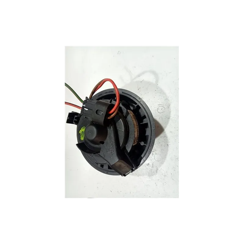 Recambio de motor calefaccion para dacia sandero ii (10.2012) ambiance 16v cat referencia OEM IAM T1020778J  