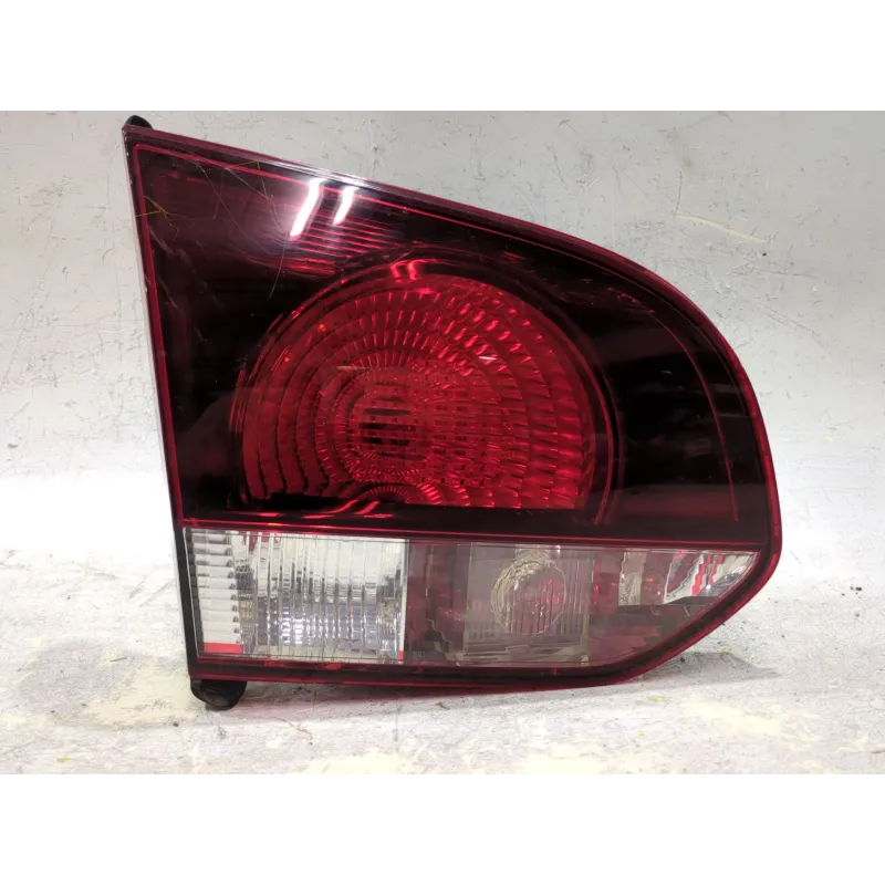 Recambio de piloto porton trasero izquierdo para volkswagen golf vi (5k1) 2.0 gti referencia OEM IAM 16797001  